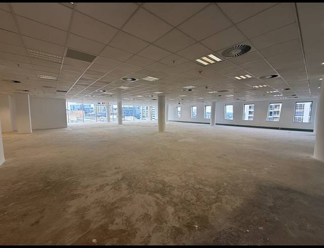 1,976M² OFFICE TO LET IN SANDTON CENTRAL